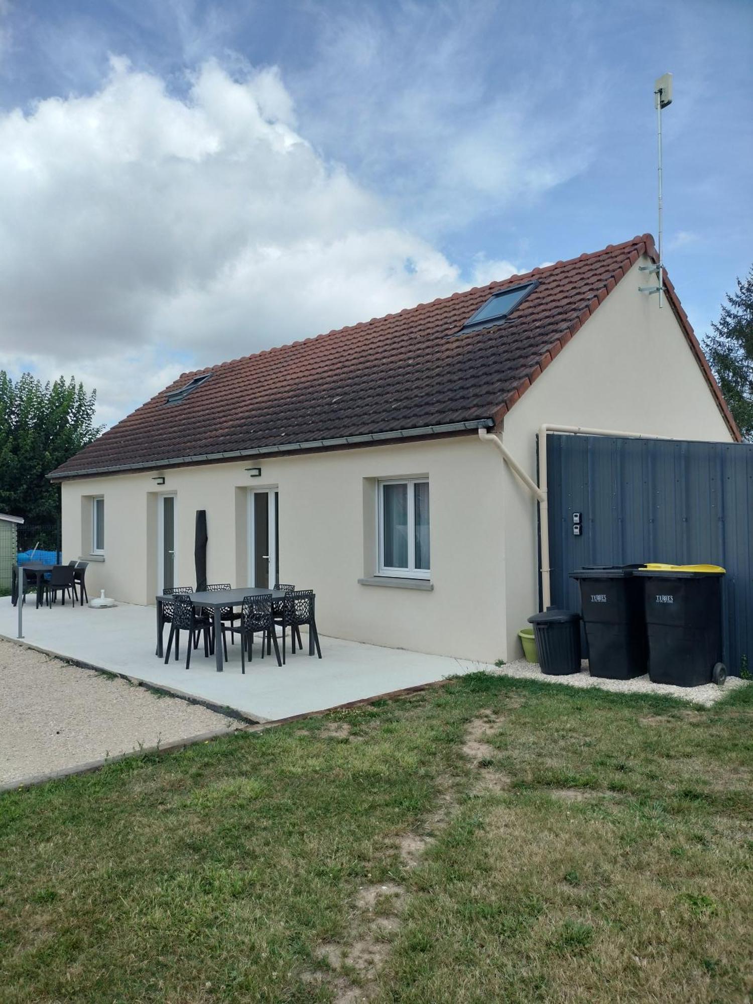 Maison - Log 1 - Dry Exterior photo